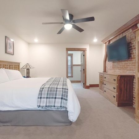 Main Street Inn Vermillion Екстер'єр фото