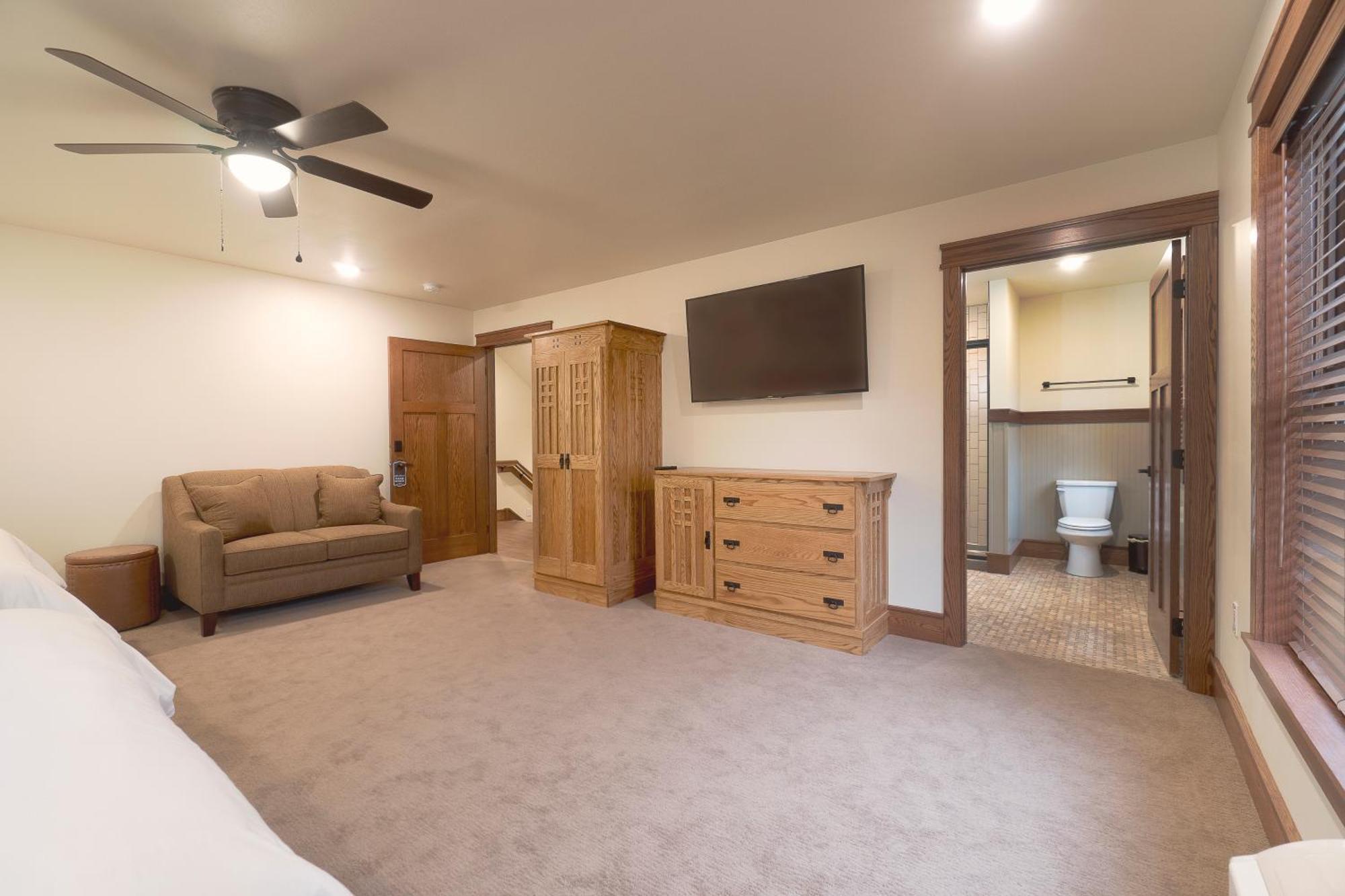 Main Street Inn Vermillion Екстер'єр фото