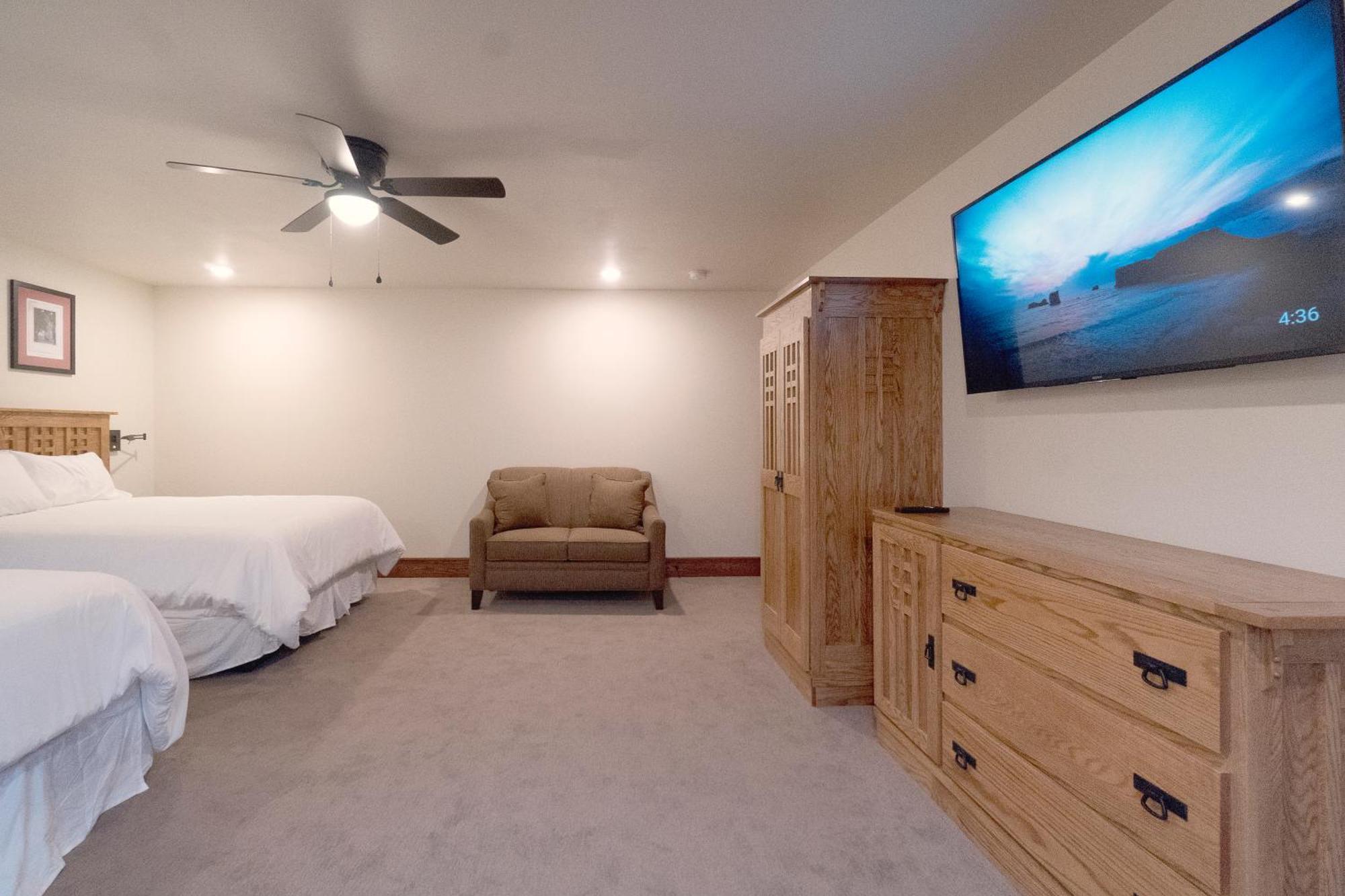 Main Street Inn Vermillion Екстер'єр фото
